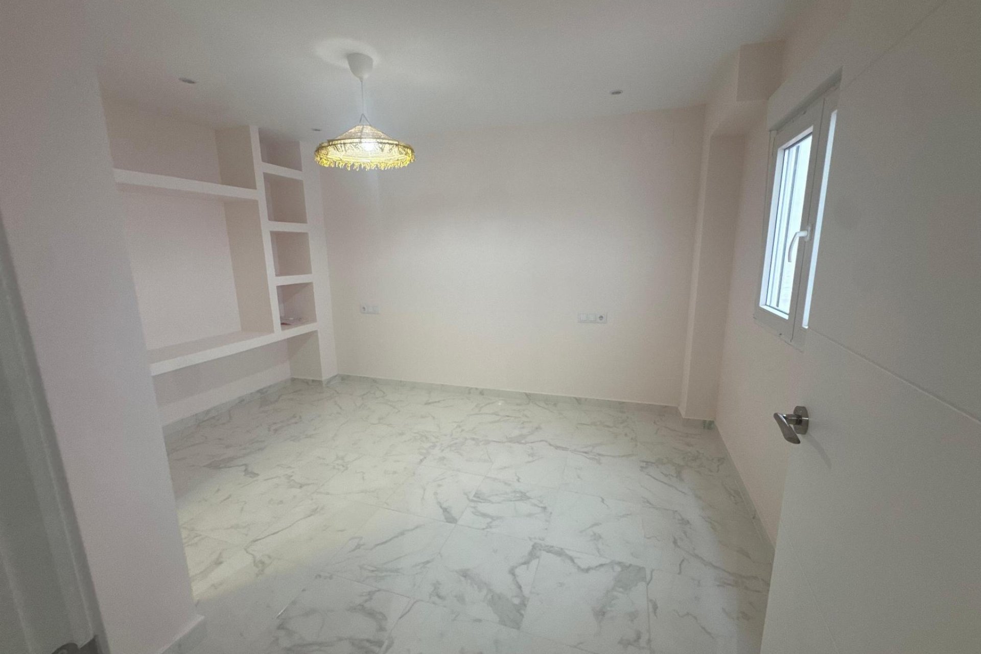 Herverkoop - Appartement -
Torrevieja - Costa Blanca