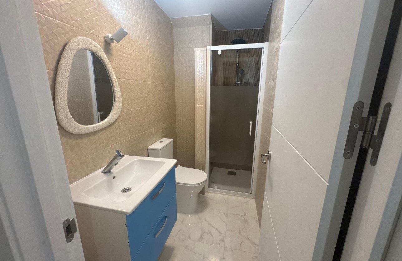 Herverkoop - Appartement -
Torrevieja - Costa Blanca