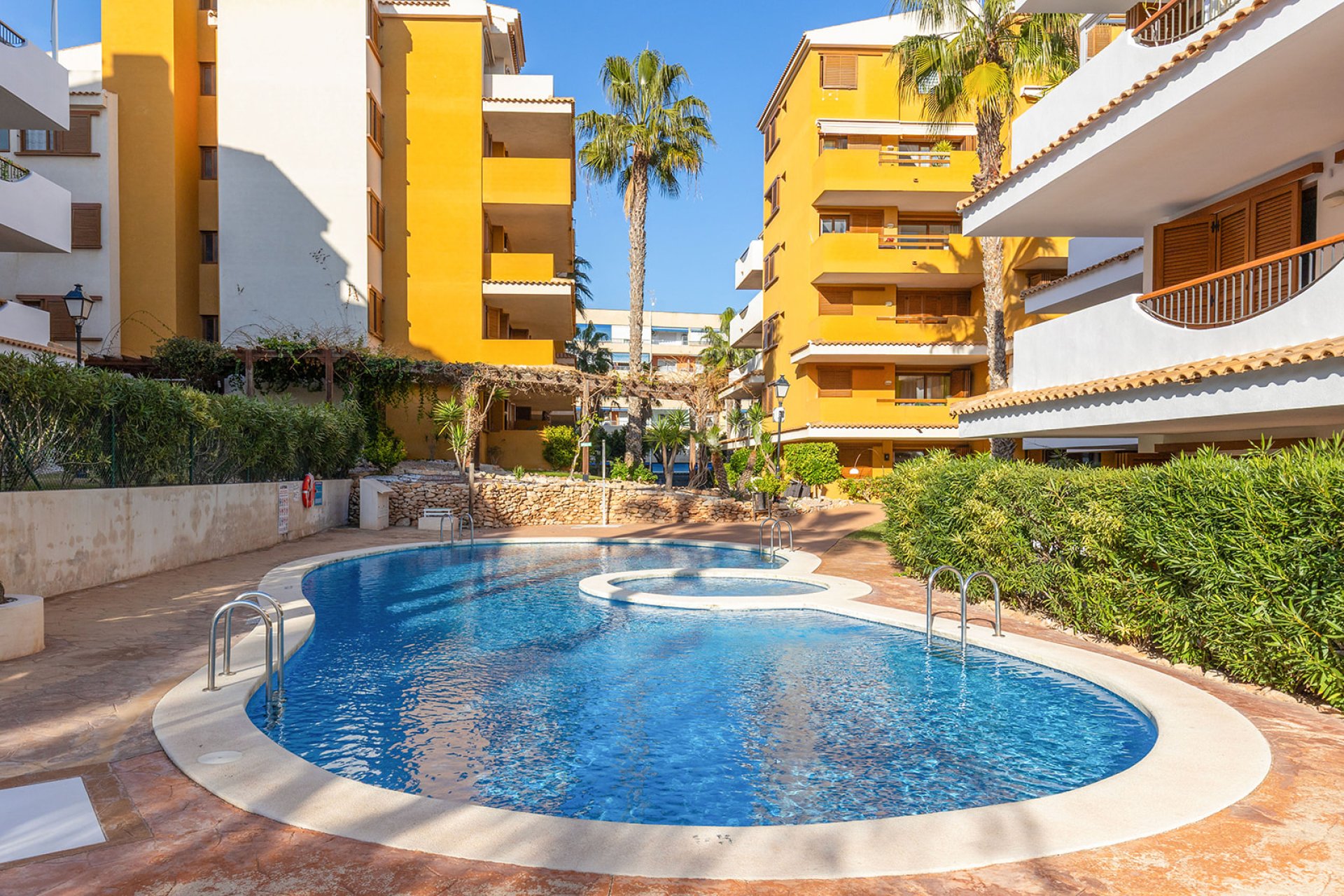 Herverkoop - Appartement -
Torrevieja - Costa Blanca