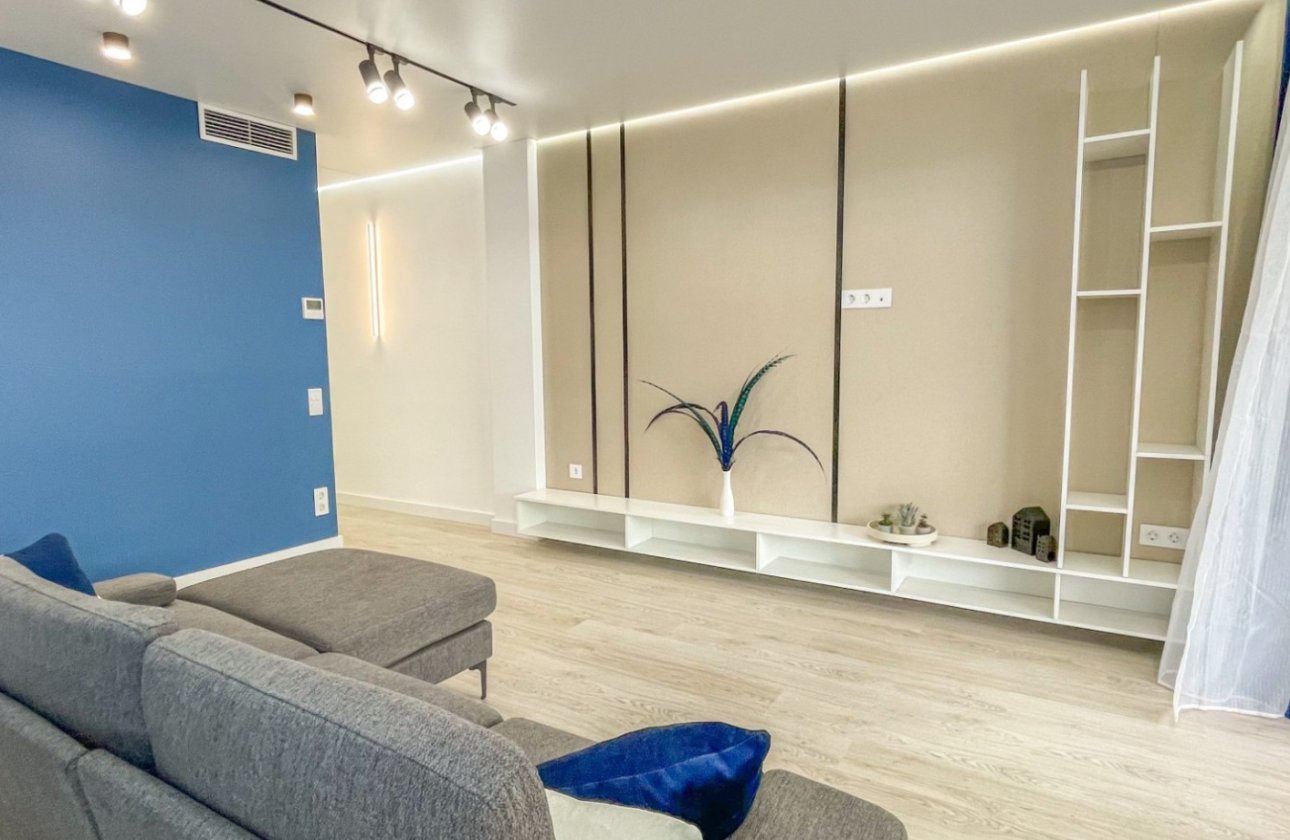 Herverkoop - Appartement -
Torrevieja - Costa Blanca