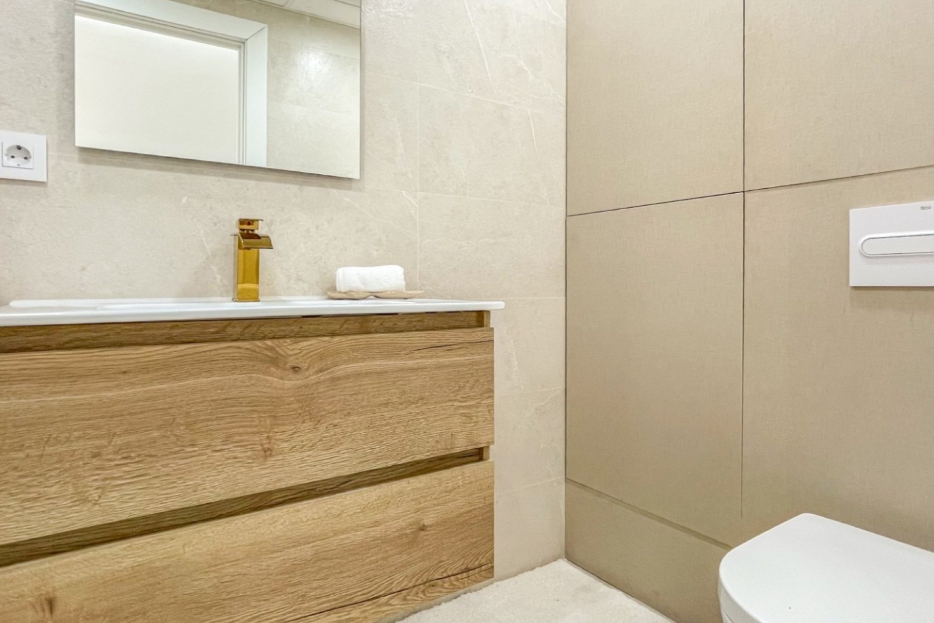 Herverkoop - Appartement -
Torrevieja - Costa Blanca