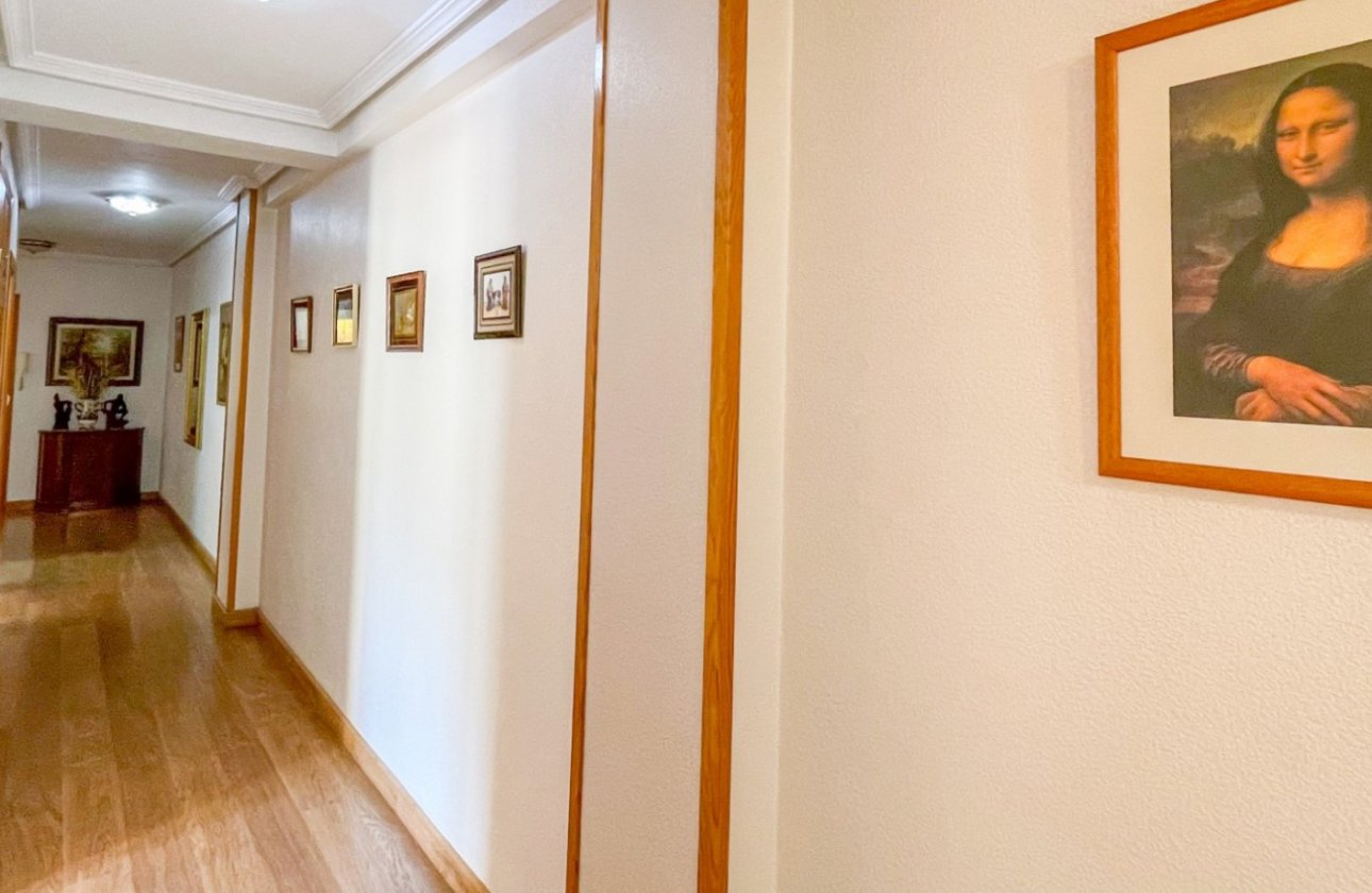 Herverkoop - Appartement -
Torrevieja - Costa Blanca