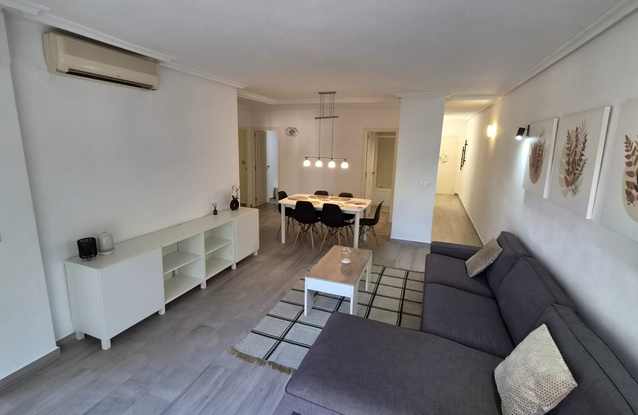 Herverkoop - Appartement -
Torrevieja - Costa Blanca