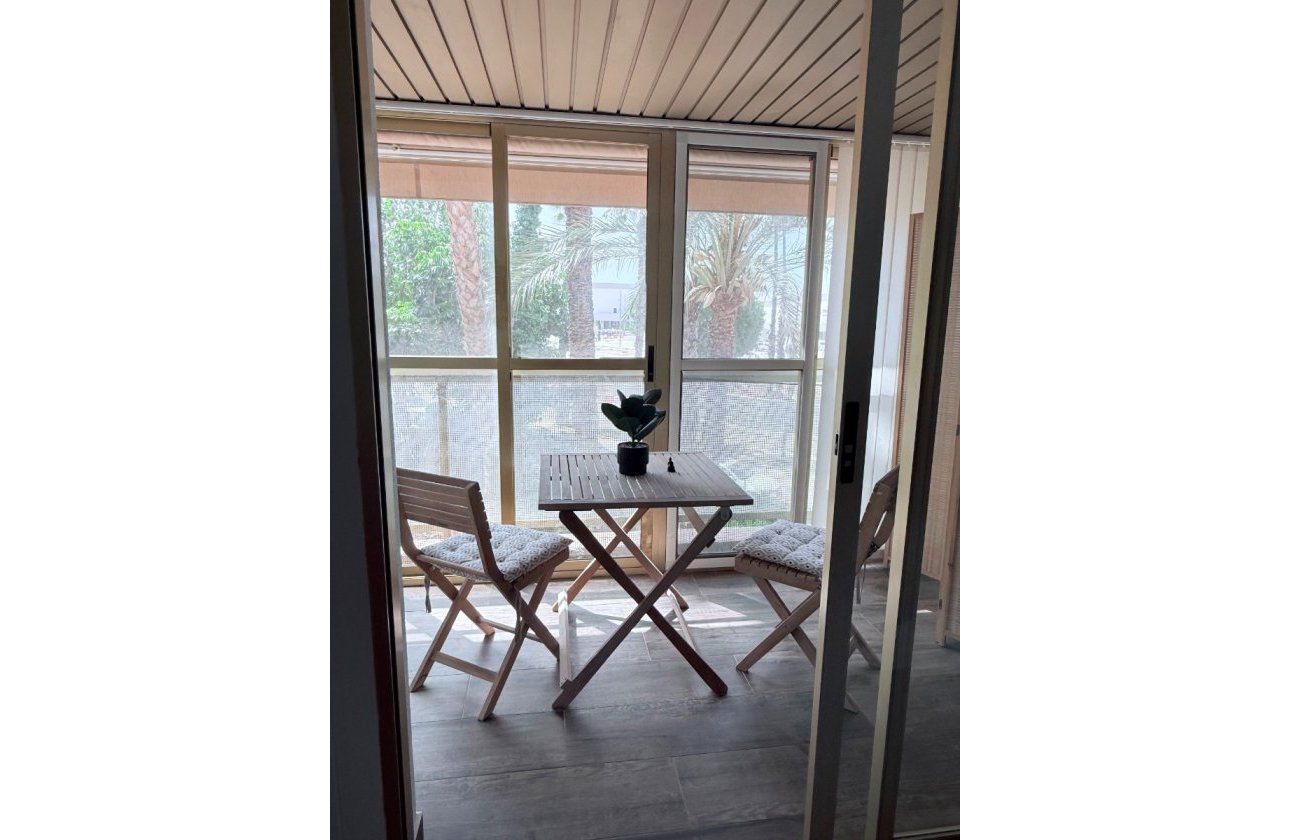 Herverkoop - Appartement -
Torrevieja - Costa Blanca