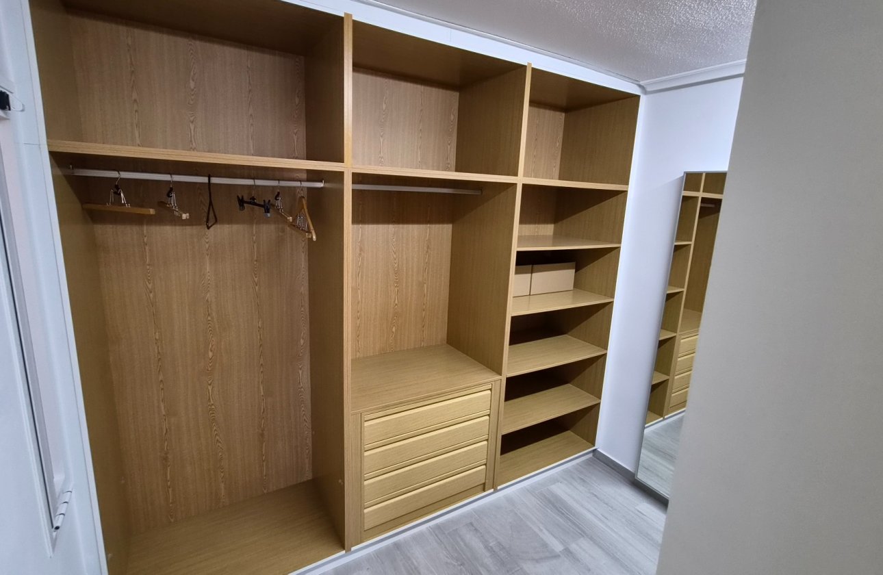 Herverkoop - Appartement -
Torrevieja - Costa Blanca