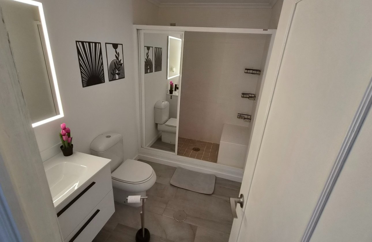Herverkoop - Appartement -
Torrevieja - Costa Blanca