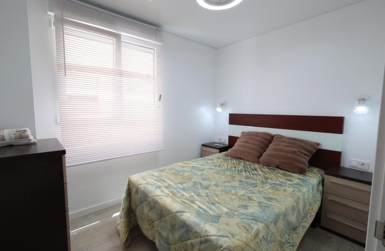 Herverkoop - Appartement -
Torrevieja - Costa Blanca