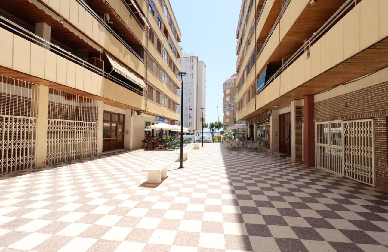 Herverkoop - Appartement -
Torrevieja - Costa Blanca