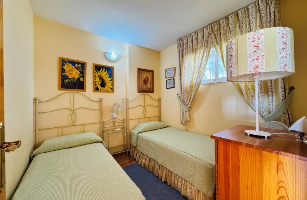 Herverkoop - Appartement -
Torrevieja - Costa Blanca
