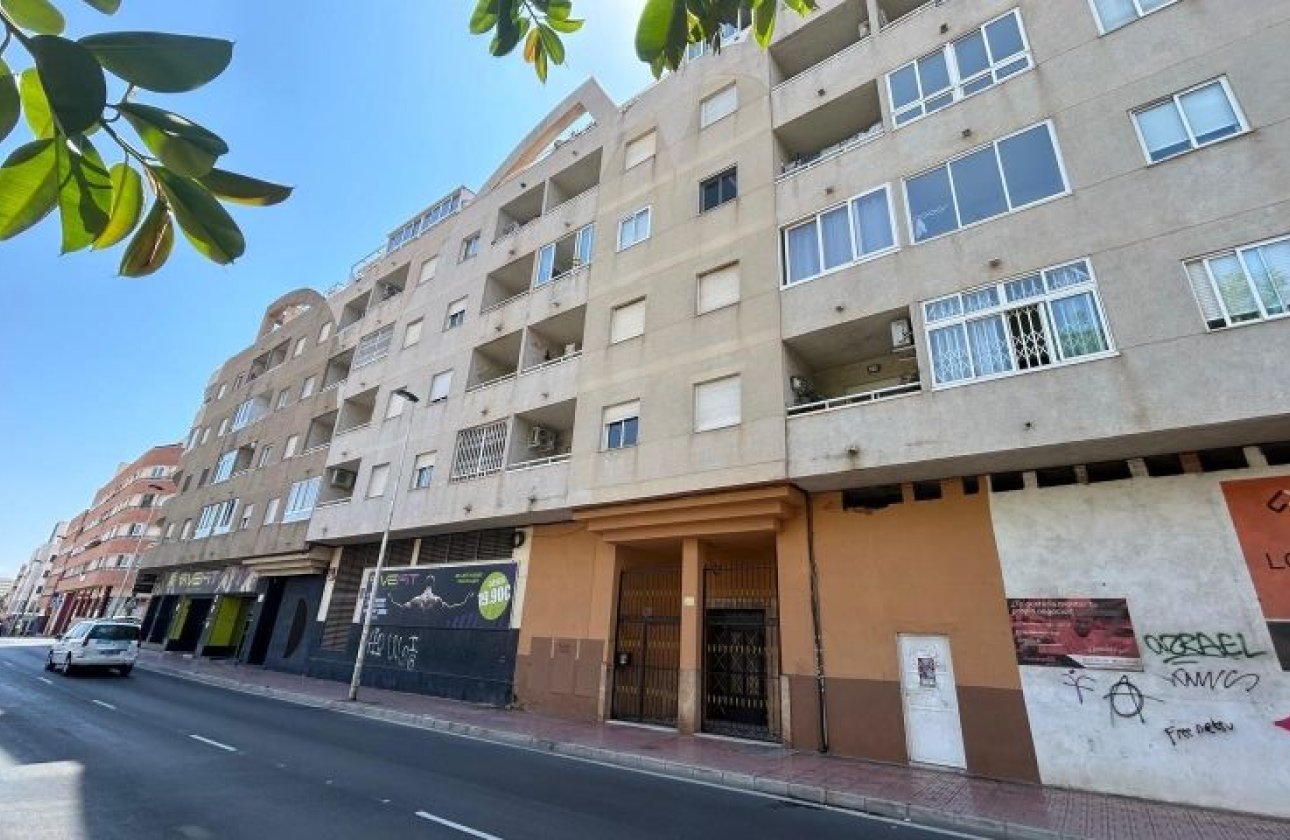 Herverkoop - Appartement -
Torrevieja - Costa Blanca