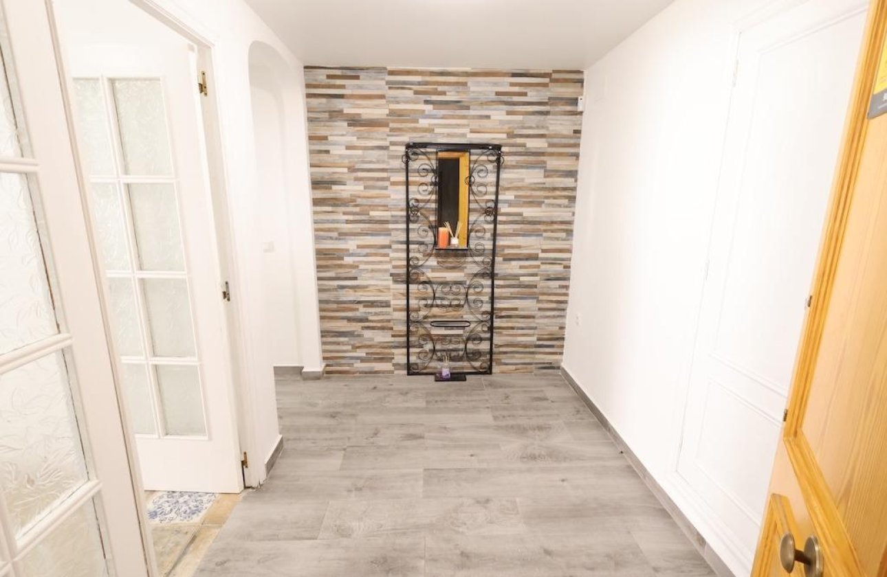 Herverkoop - Appartement -
Torrevieja - Costa Blanca