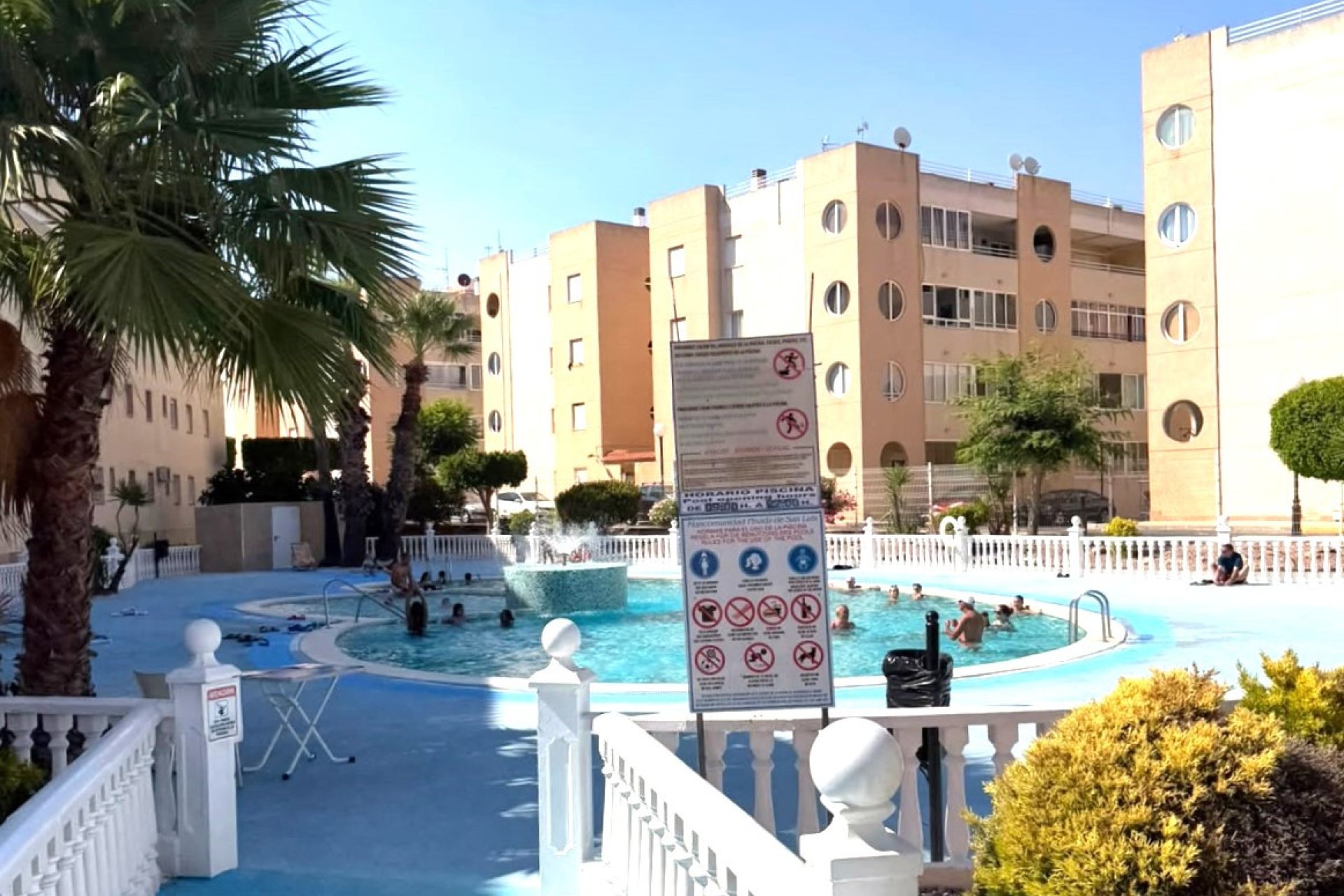 Herverkoop - Appartement -
Torrevieja - Costa Blanca