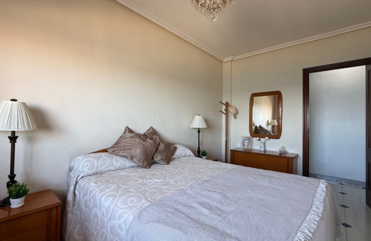 Herverkoop - Appartement -
Torrevieja - Costa Blanca