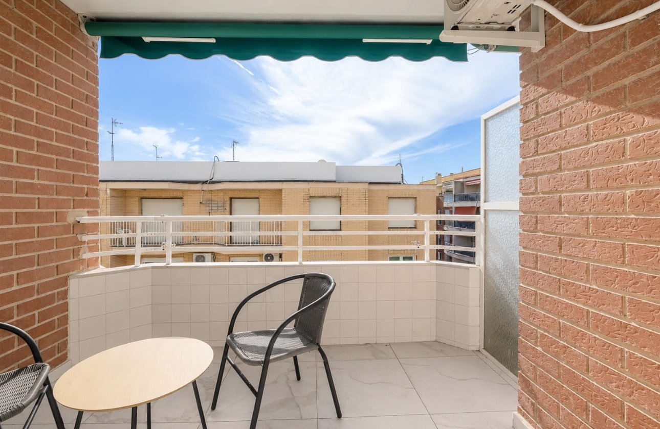 Herverkoop - Appartement -
Torrevieja - Costa Blanca