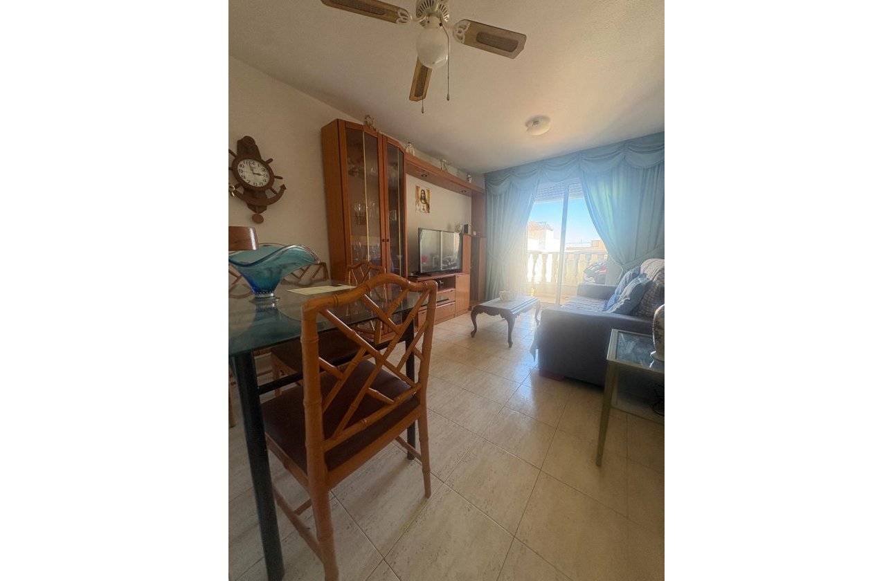 Herverkoop - Appartement -
Torrevieja - Costa Blanca