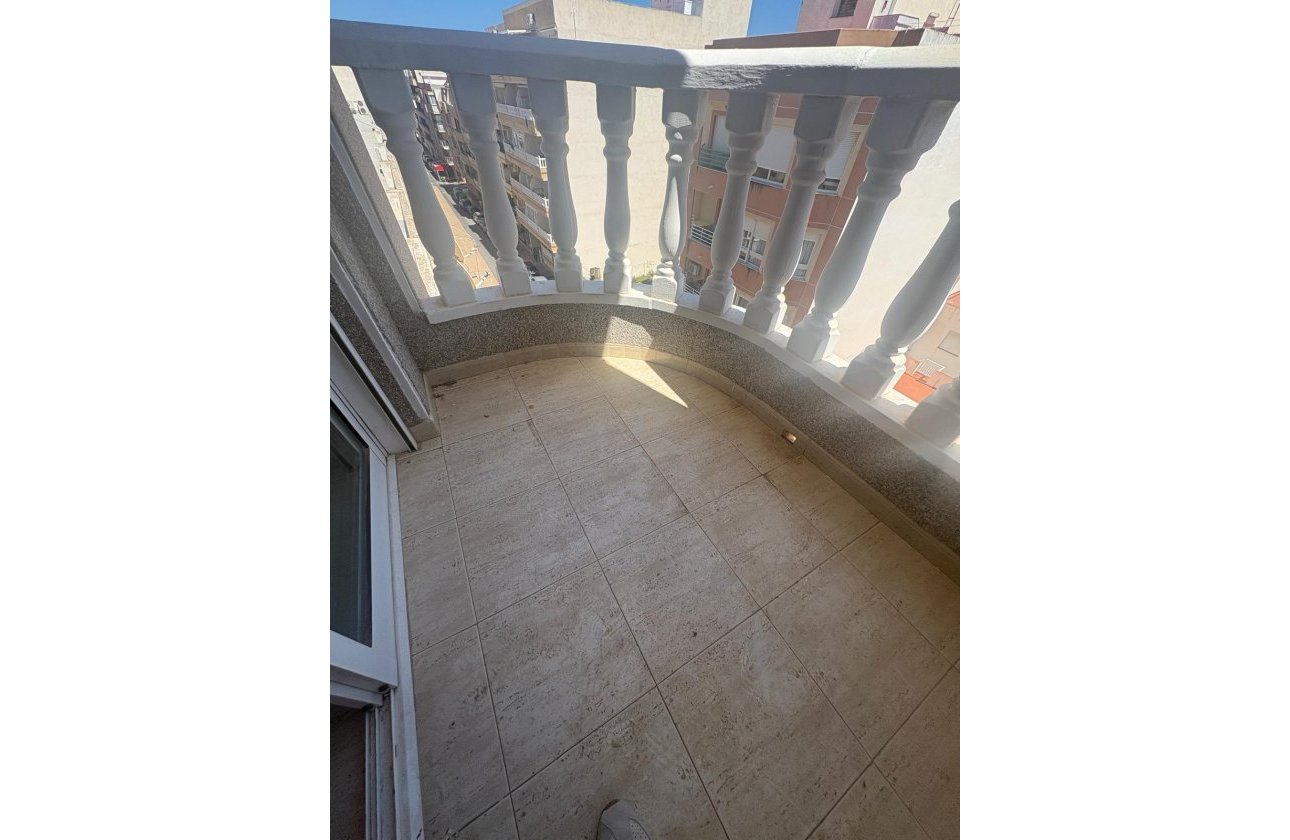 Herverkoop - Appartement -
Torrevieja - Costa Blanca