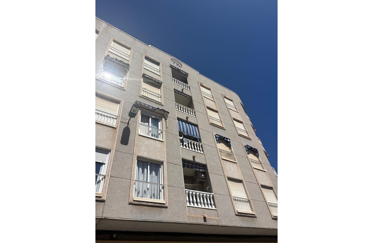 Herverkoop - Appartement -
Torrevieja - Costa Blanca
