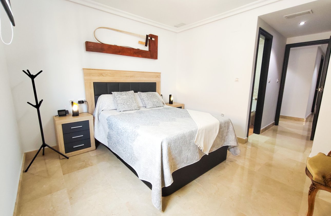 Herverkoop - Appartement -
Torrevieja - Costa Blanca