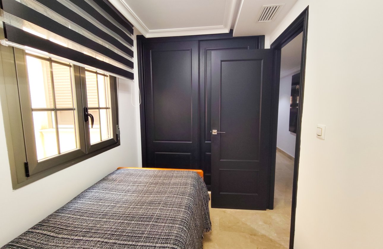 Herverkoop - Appartement -
Torrevieja - Costa Blanca