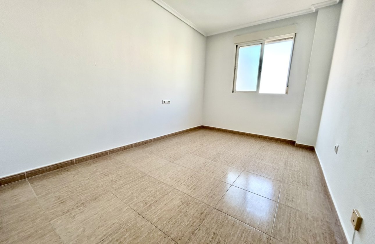 Herverkoop - Appartement -
Torrevieja - Costa Blanca