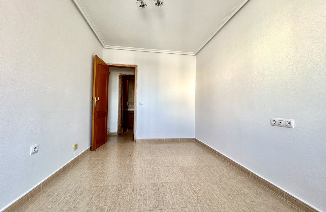 Herverkoop - Appartement -
Torrevieja - Costa Blanca