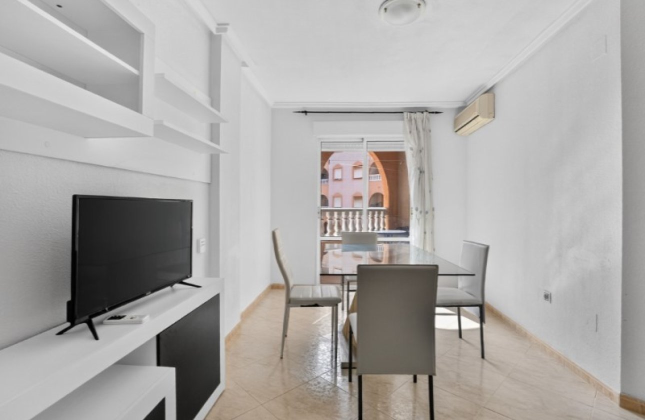 Herverkoop - Appartement -
Torrevieja - Costa Blanca