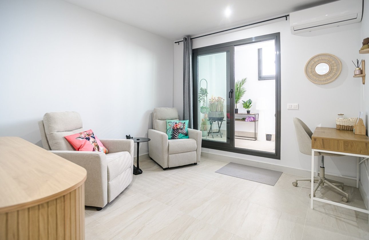 Herverkoop - Appartement -
Torrevieja - Costa Blanca