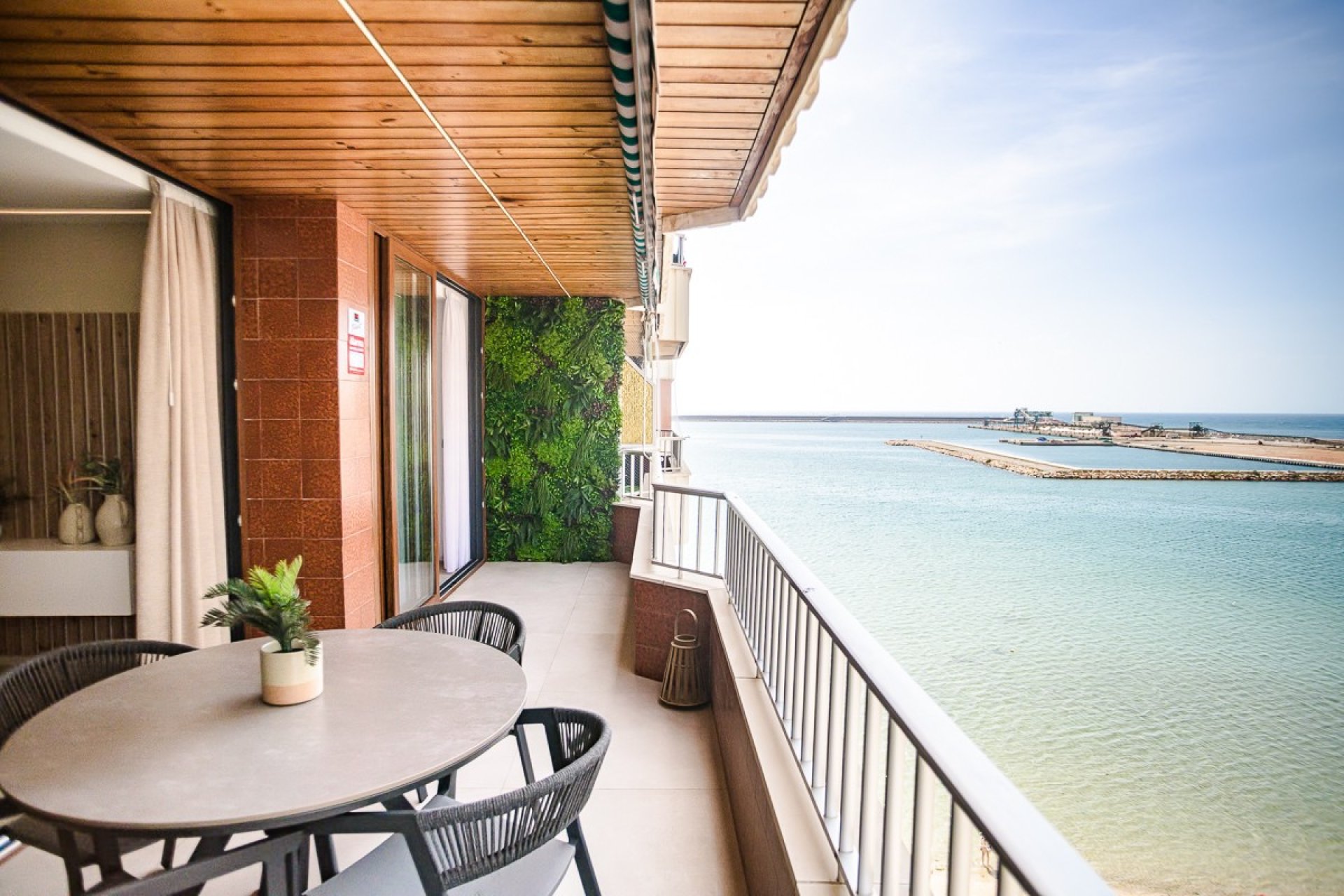 Herverkoop - Appartement -
Torrevieja - Costa Blanca