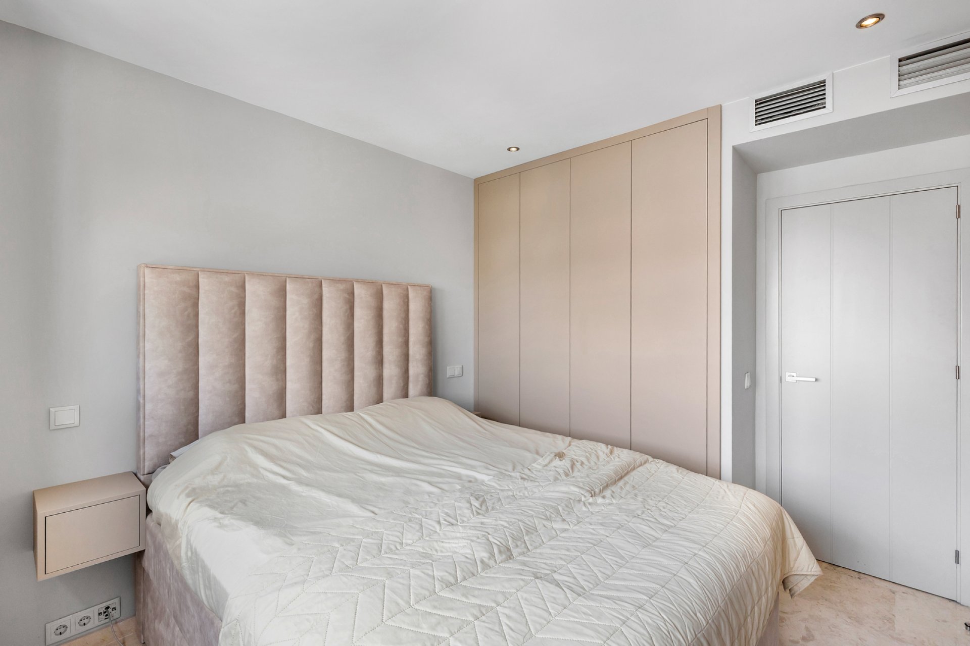 Herverkoop - Appartement -
Torrevieja - Costa Blanca