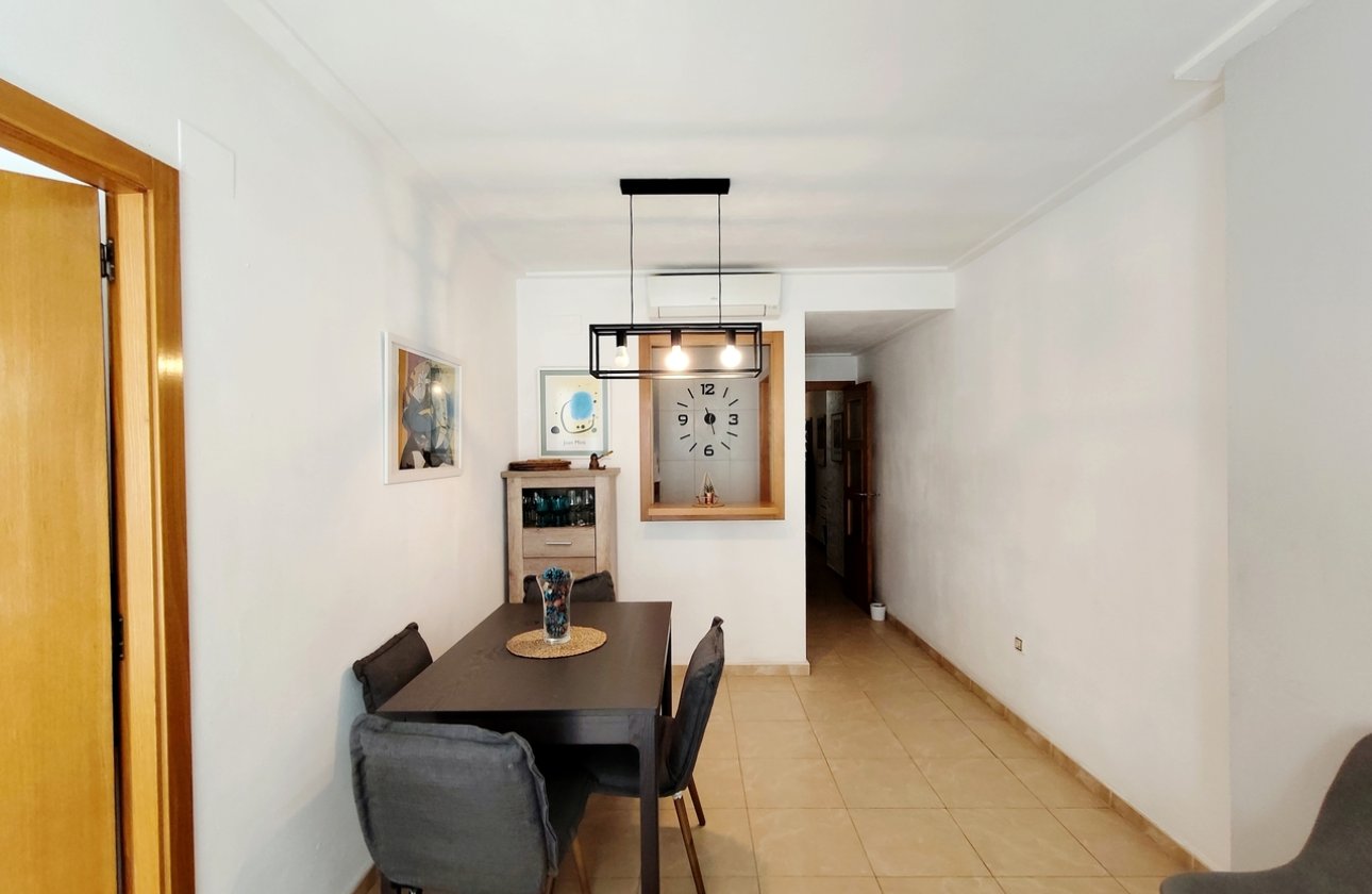 Herverkoop - Appartement -
Torrevieja - Costa Blanca