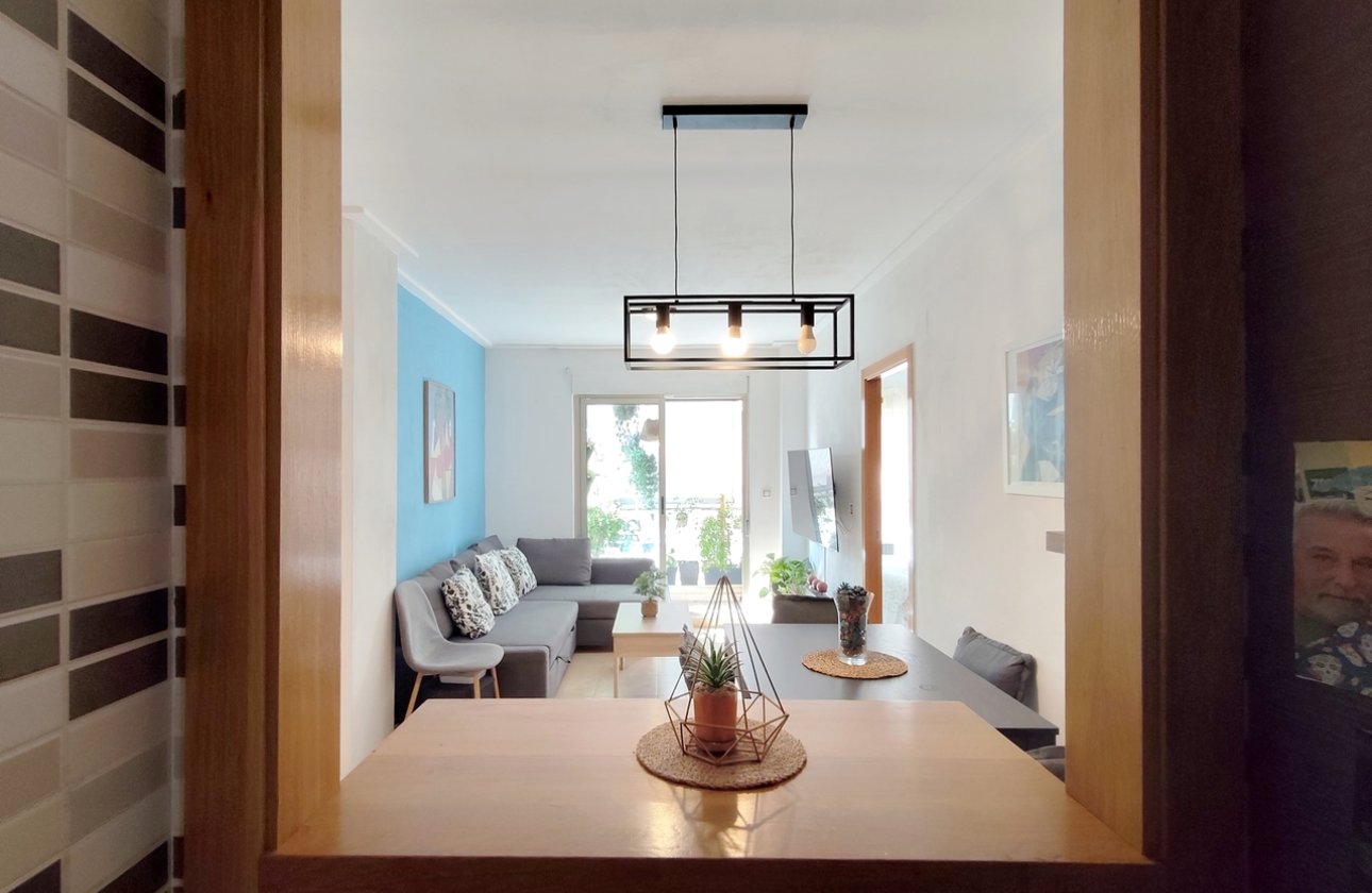 Herverkoop - Appartement -
Torrevieja - Costa Blanca