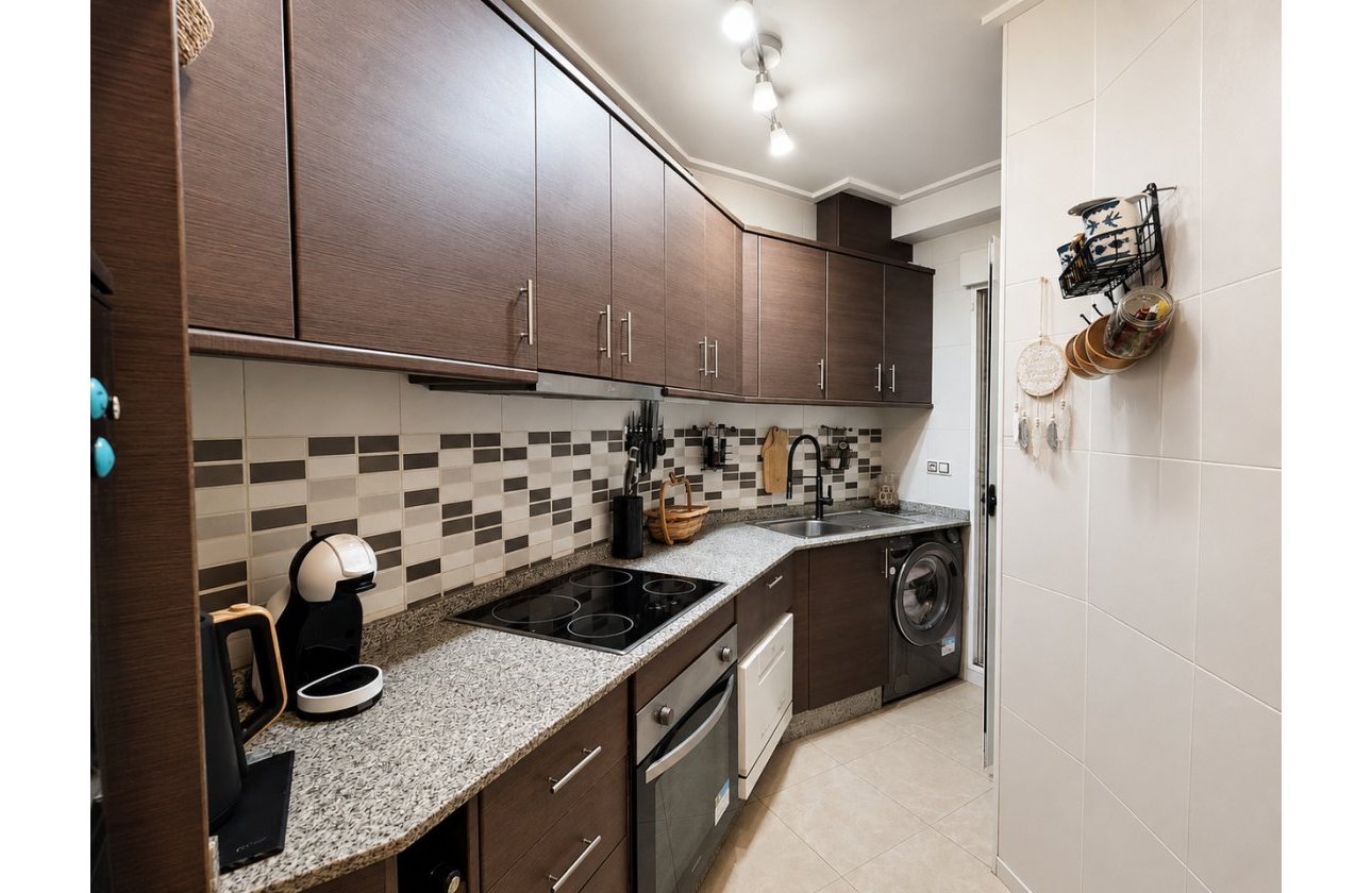 Herverkoop - Appartement -
Torrevieja - Costa Blanca