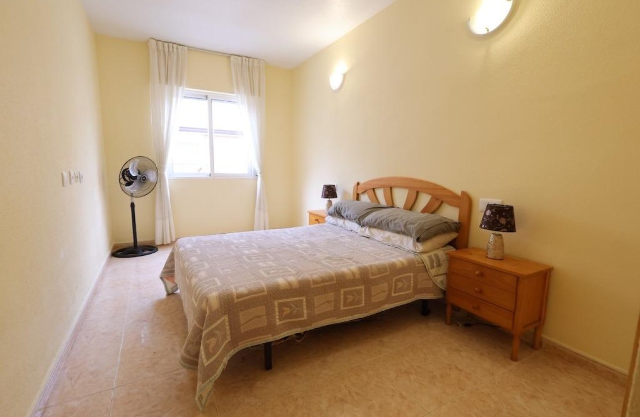 Herverkoop - Appartement -
Torrevieja - Costa Blanca