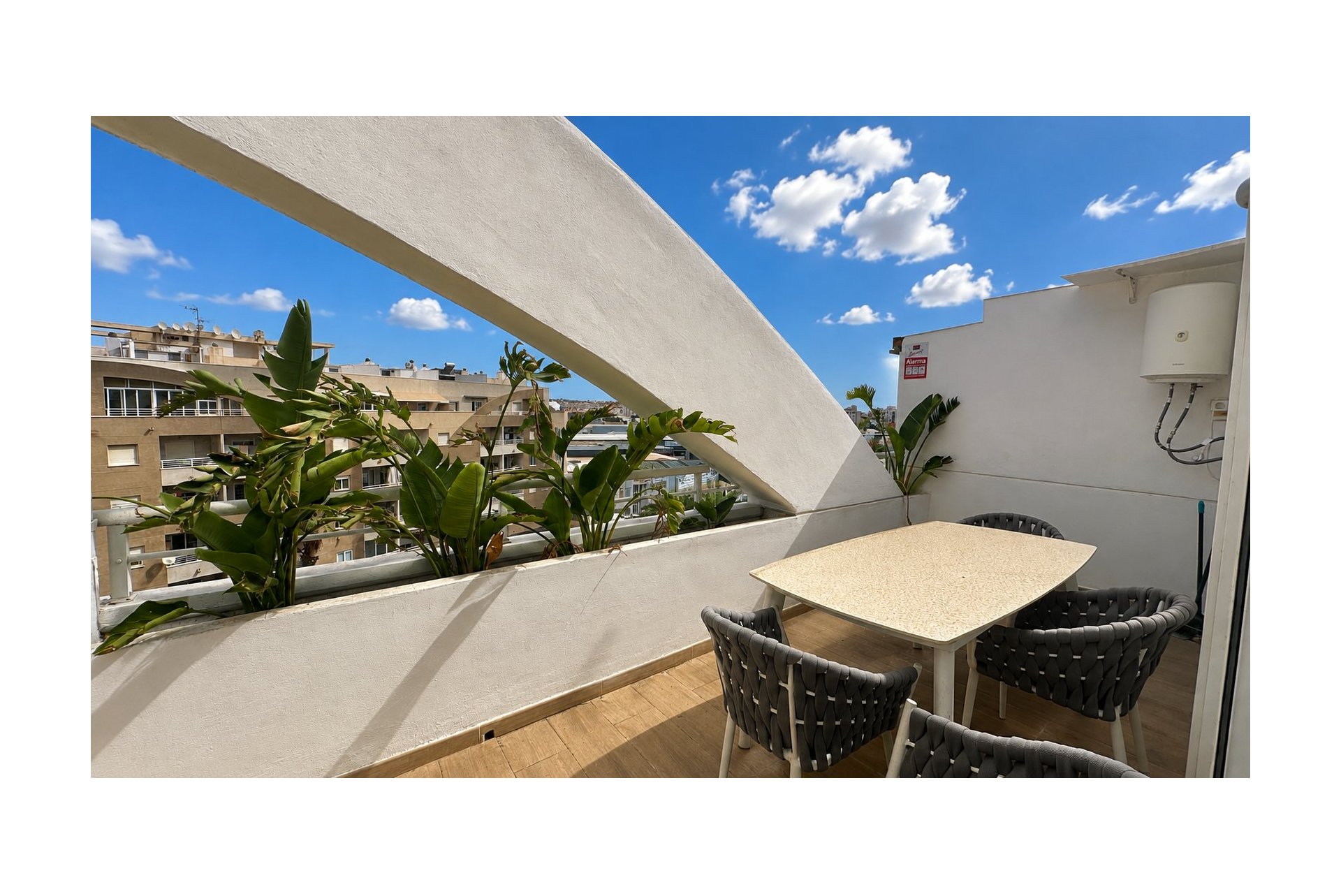 Herverkoop - Appartement -
Torrevieja - Costa Blanca