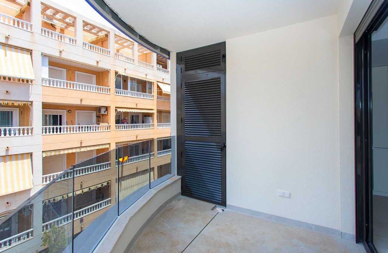Herverkoop - Appartement -
Torrevieja - Costa Blanca