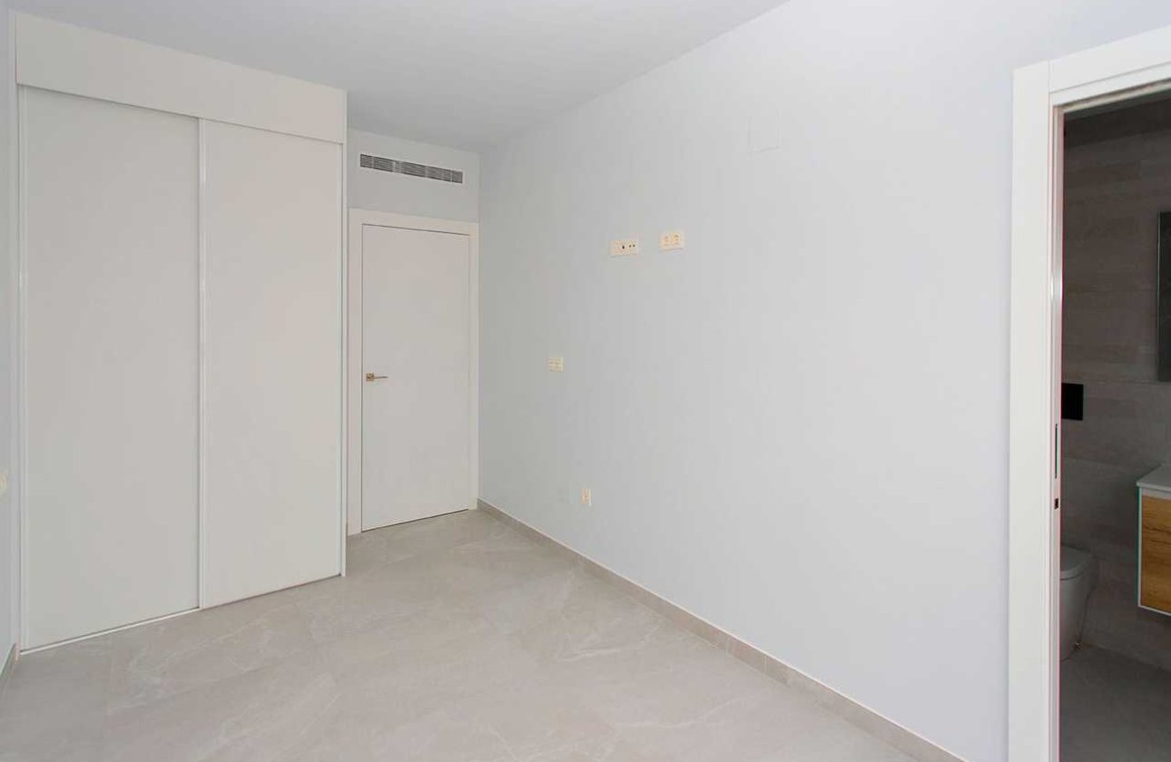 Herverkoop - Appartement -
Torrevieja - Costa Blanca