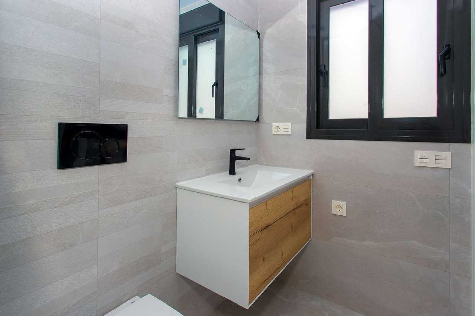 Herverkoop - Appartement -
Torrevieja - Costa Blanca