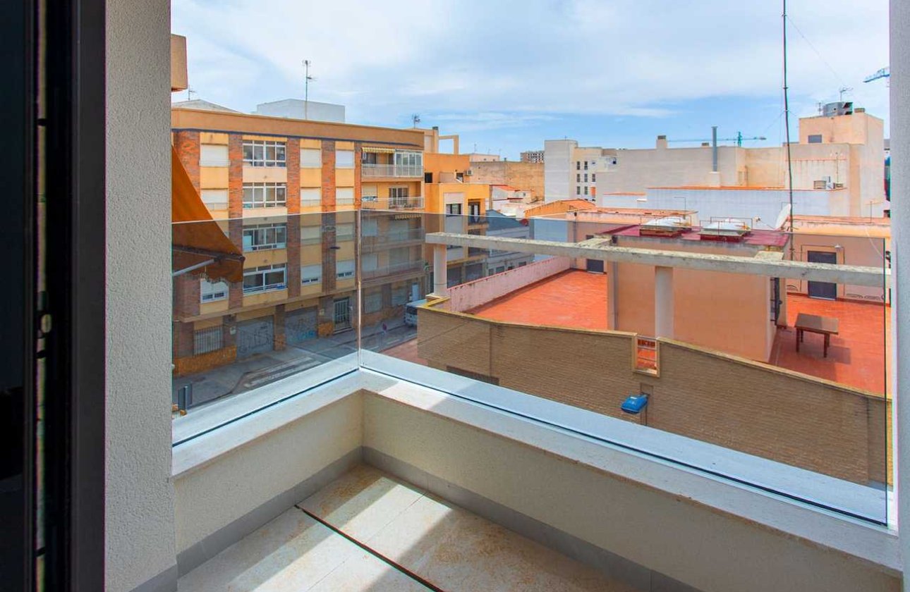Herverkoop - Appartement -
Torrevieja - Costa Blanca