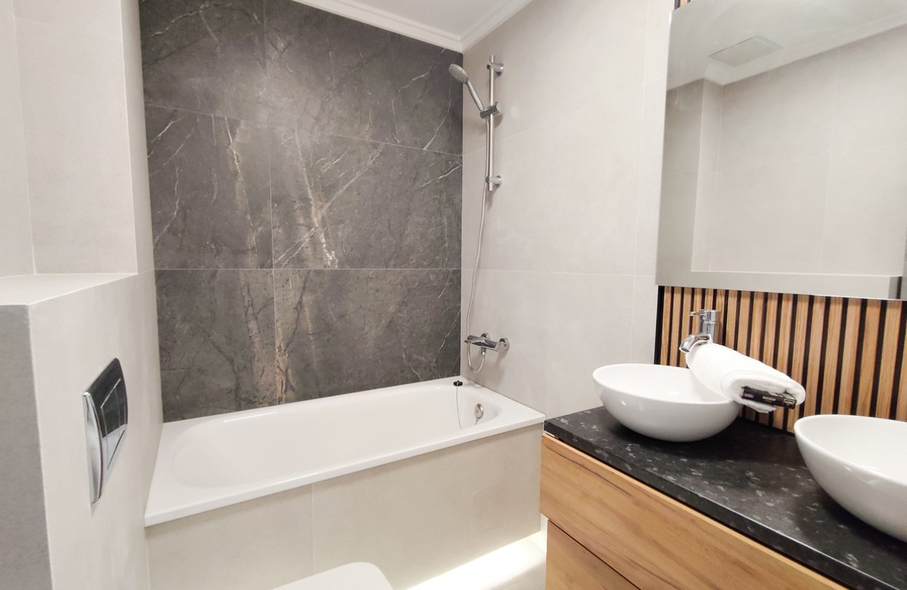 Herverkoop - Appartement -
Torrevieja - Costa Blanca