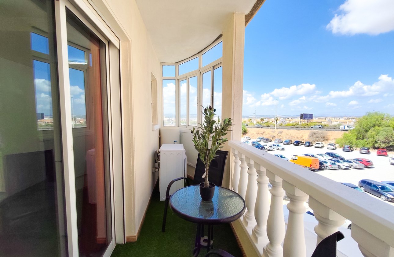 Herverkoop - Appartement -
Torrevieja - Costa Blanca