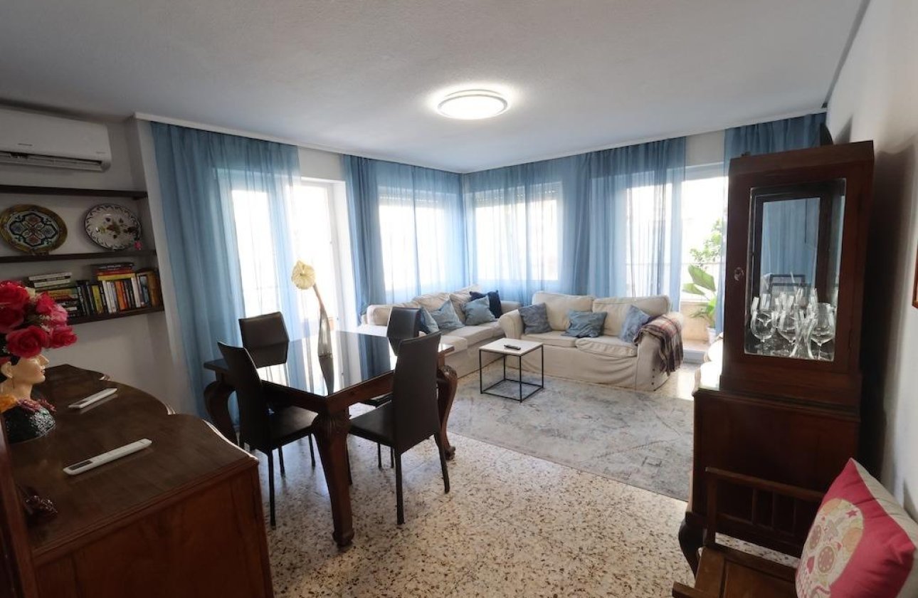 Herverkoop - Appartement -
Torrevieja - Costa Blanca