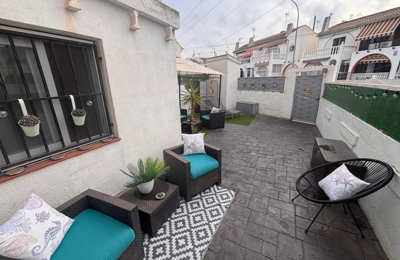 Herverkoop - Appartement -
Torrevieja - Costa Blanca