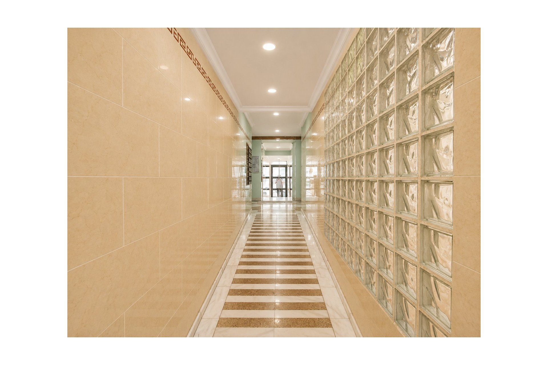 Herverkoop - Appartement -
Torrevieja - Costa Blanca