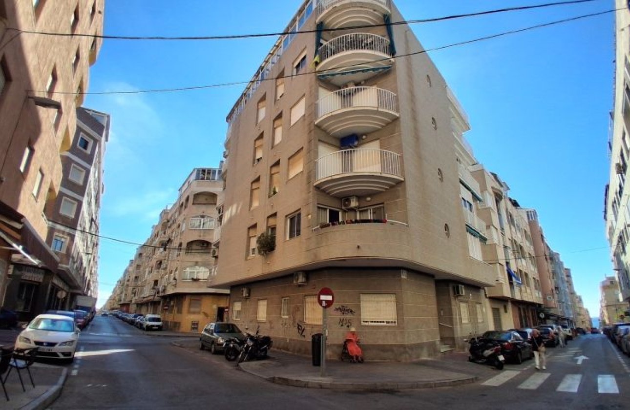 Herverkoop - Appartement -
Torrevieja - Costa Blanca
