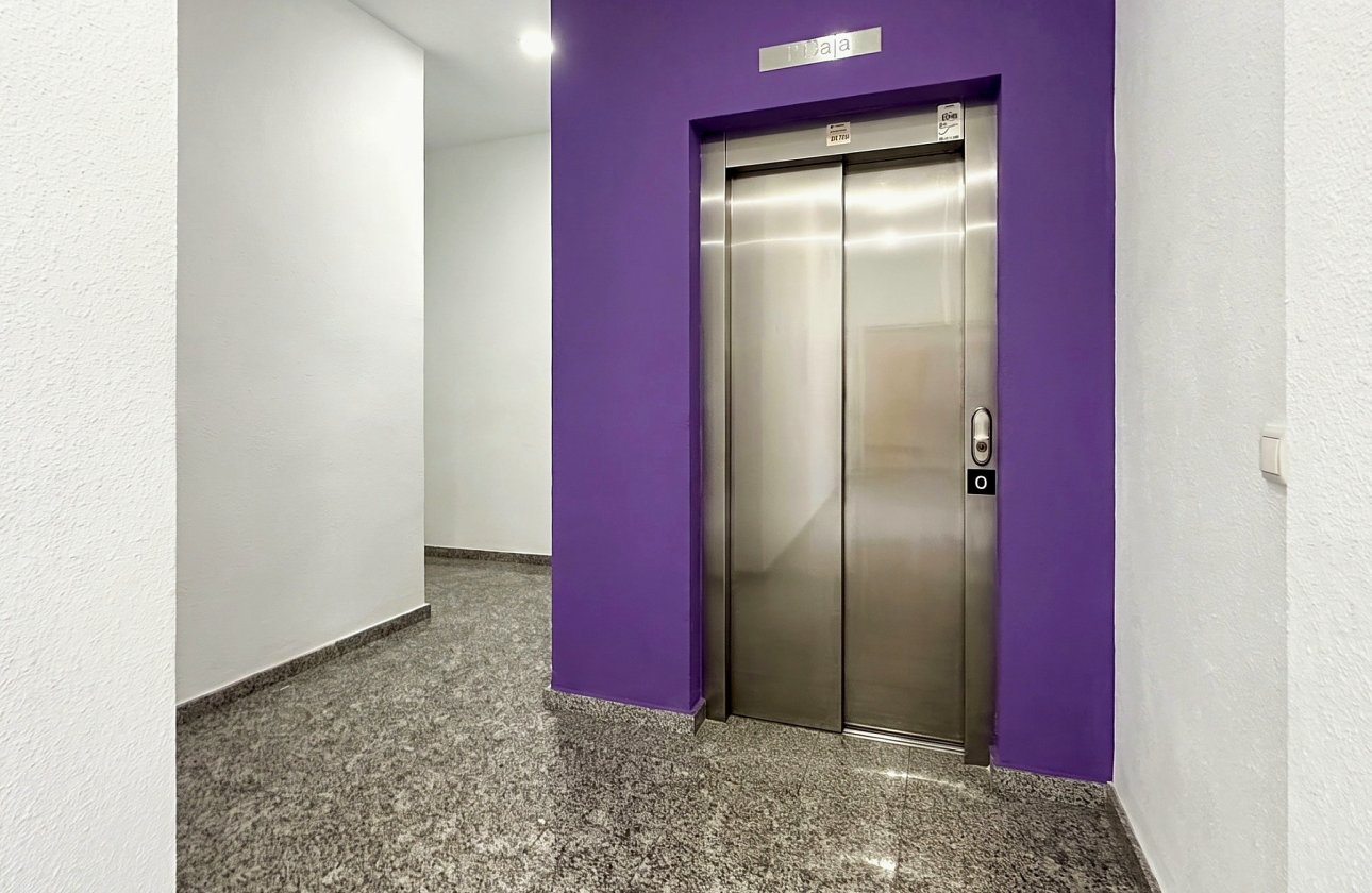 Herverkoop - Appartement -
Torrevieja - Costa Blanca