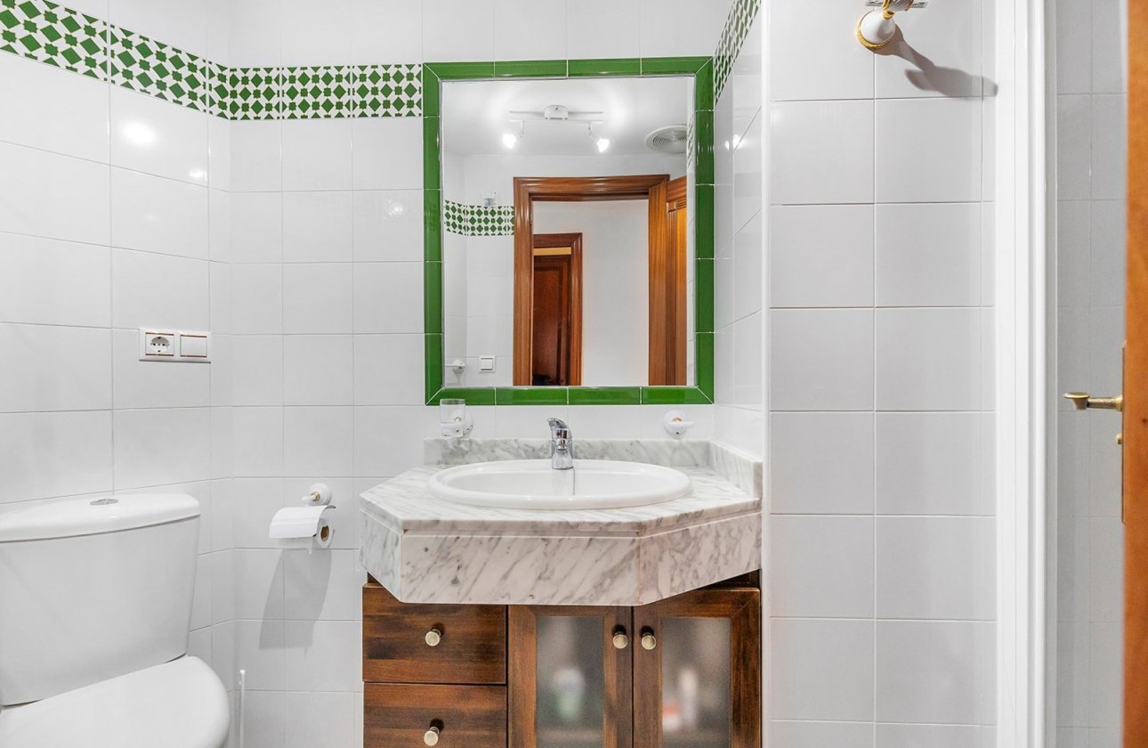 Herverkoop - Appartement -
Torrevieja - Costa Blanca