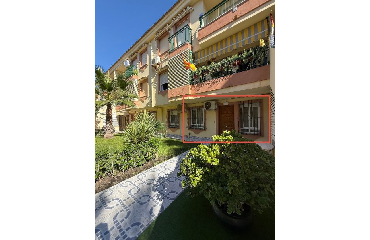 Herverkoop - Appartement -
Torrevieja - Costa Blanca