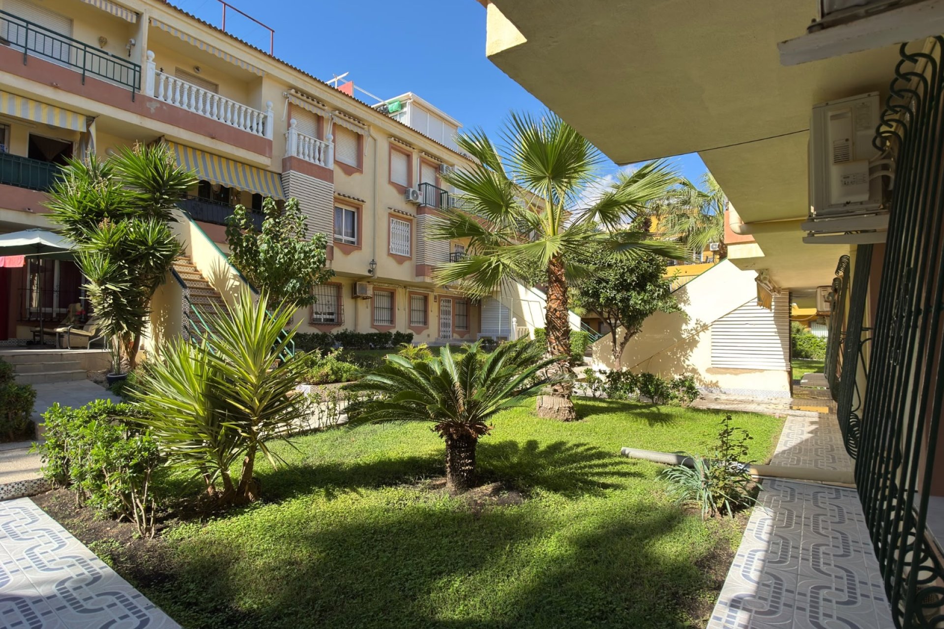 Herverkoop - Appartement -
Torrevieja - Costa Blanca