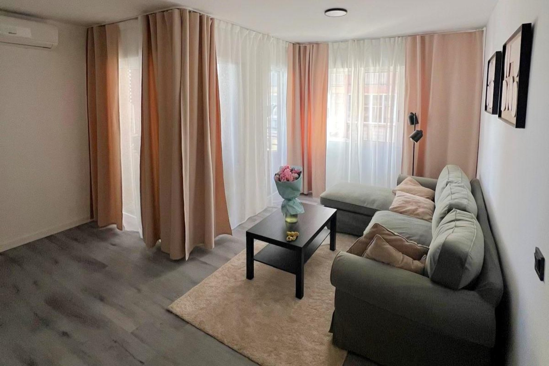 Herverkoop - Appartement -
Torrevieja - Curva Del Palangre