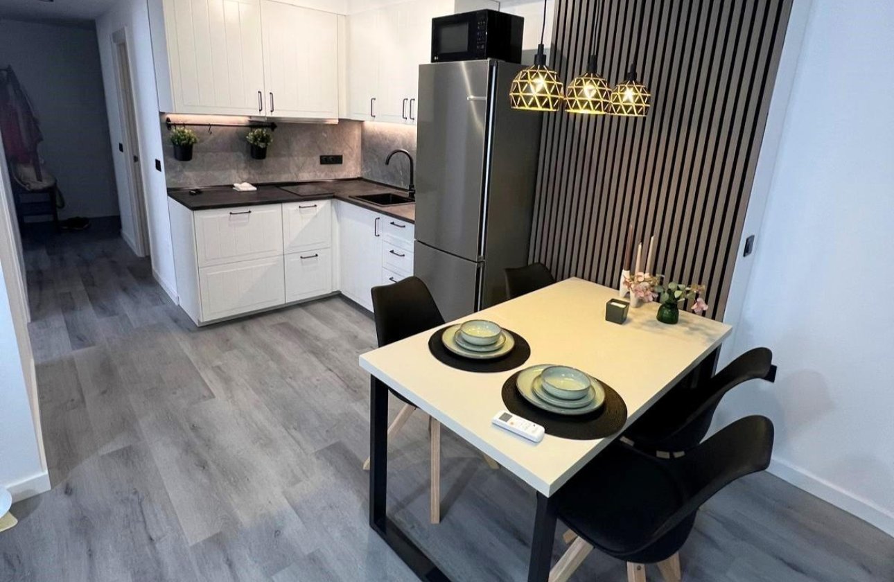 Herverkoop - Appartement -
Torrevieja - Curva Del Palangre